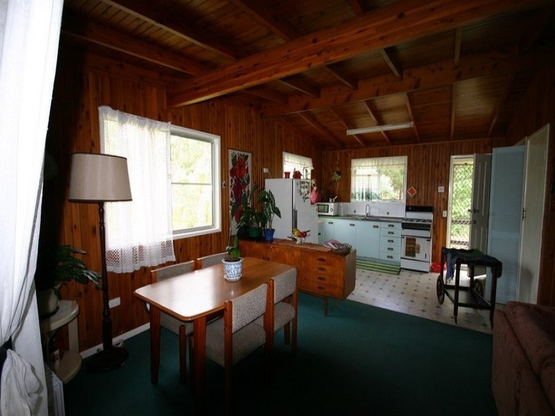 7 Noondo, Macleay Island QLD 4184