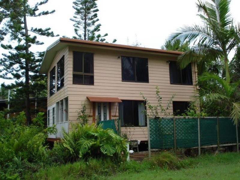 152 Treasure Island Avenue, Karragarra Island QLD 4184