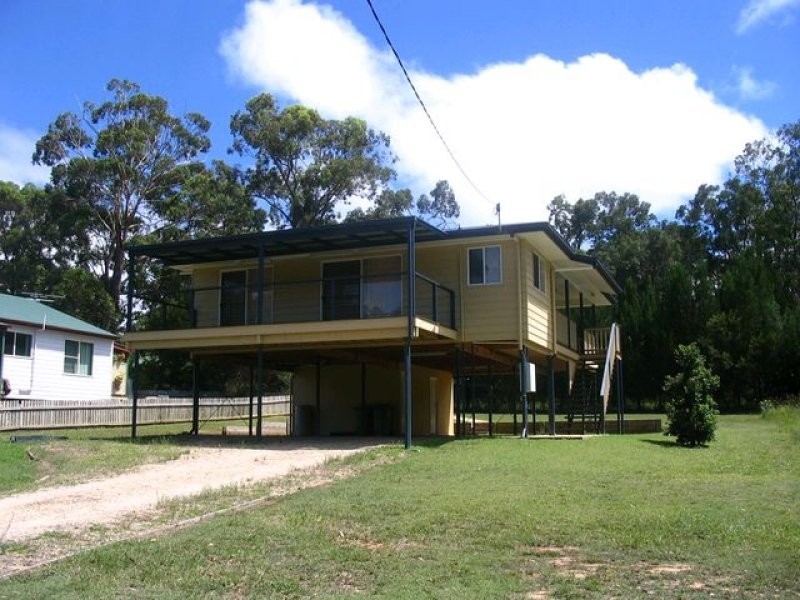 13 Benowa Street, Macleay Island QLD 4184