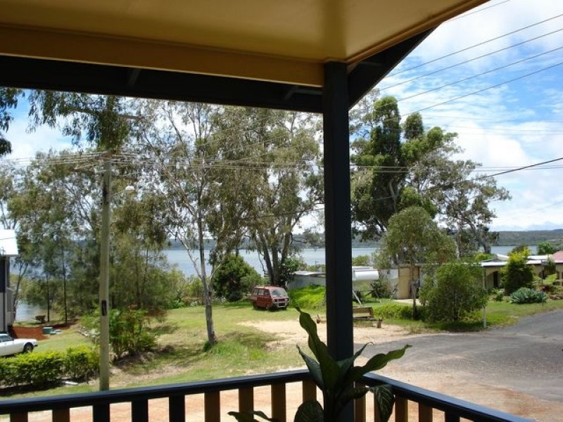 192 Lucas Drive, Lamb Island QLD 4184