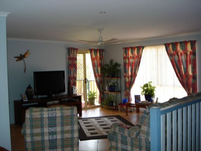 192 Lucas Drive, Lamb Island QLD 4184