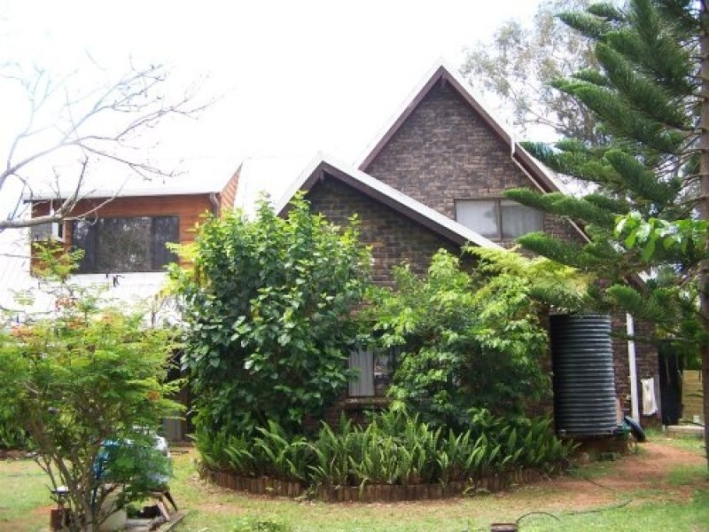 86 The Esplanade, Karragarra Island QLD 4184