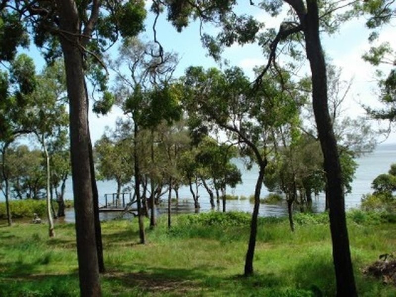 1 Treasure Island Avenue, Karragarra Island QLD 4184