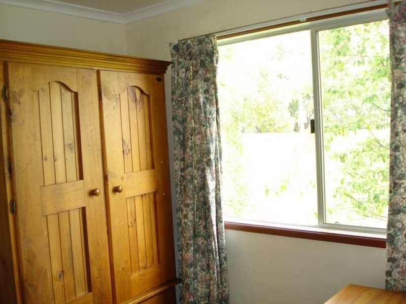 66 Lucas Drive, Lamb Island QLD 4184