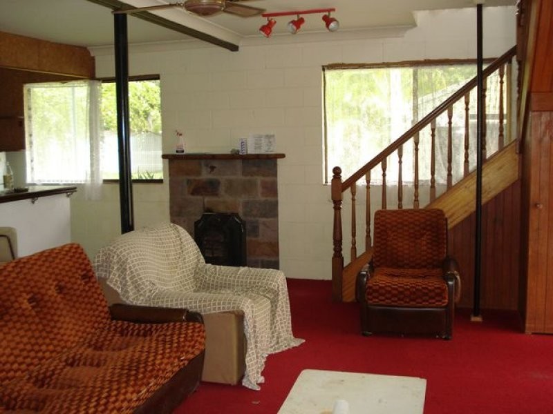 40 Cresthaven, Lamb Island QLD 4184