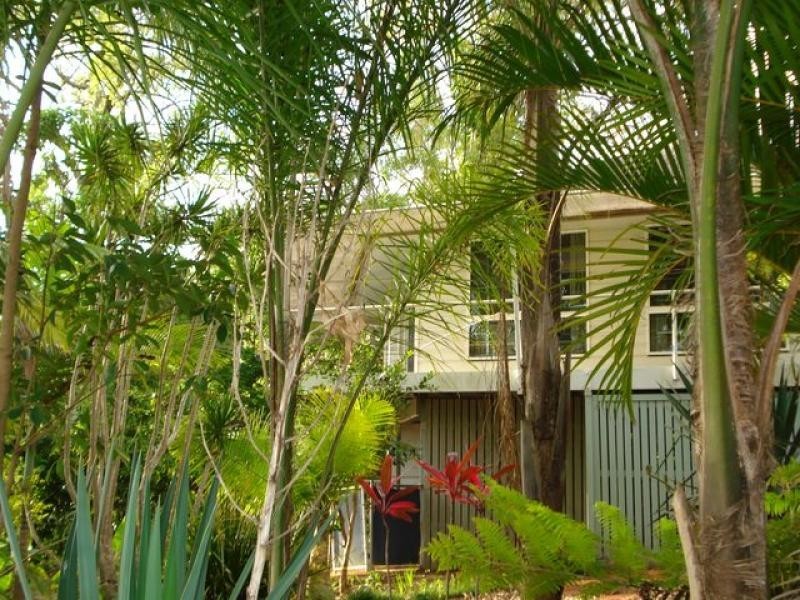 21 Michael Avenue, Lamb Island QLD 4184