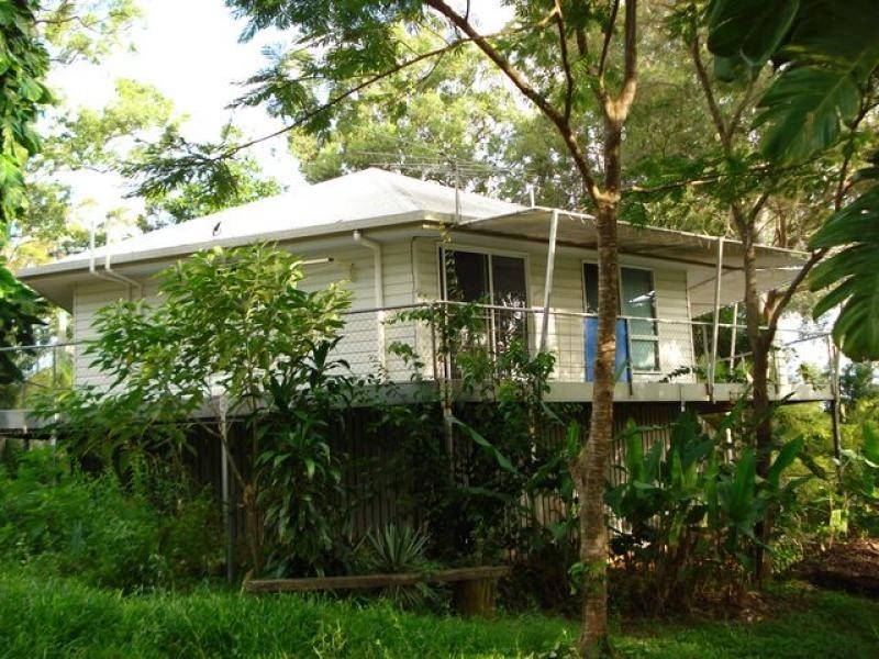 21 Michael Avenue, Lamb Island QLD 4184