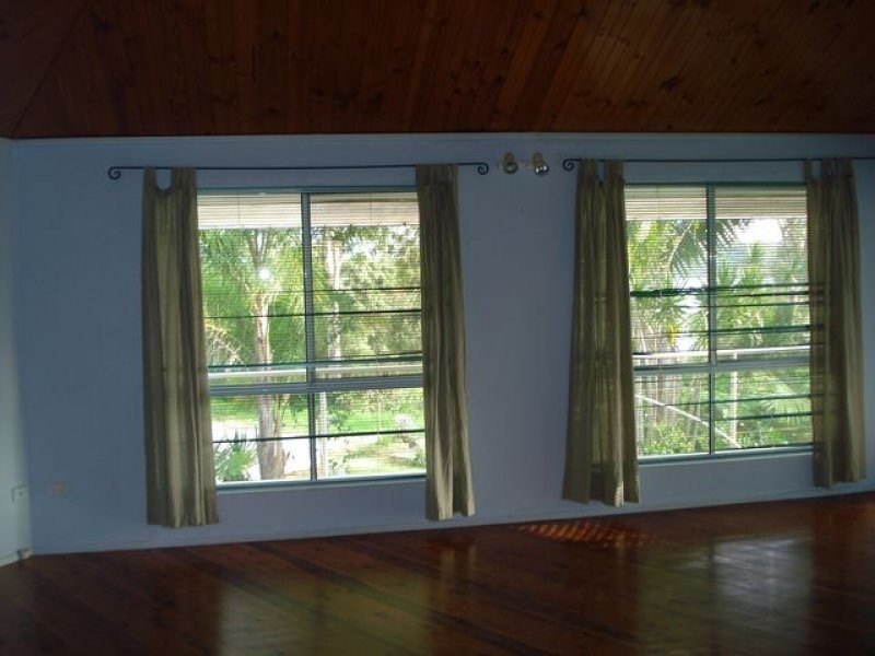 21 Michael Avenue, Lamb Island QLD 4184