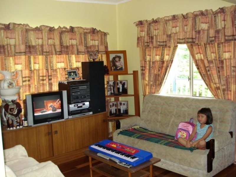 12 Shelly Crescent, Lamb Island QLD 4184
