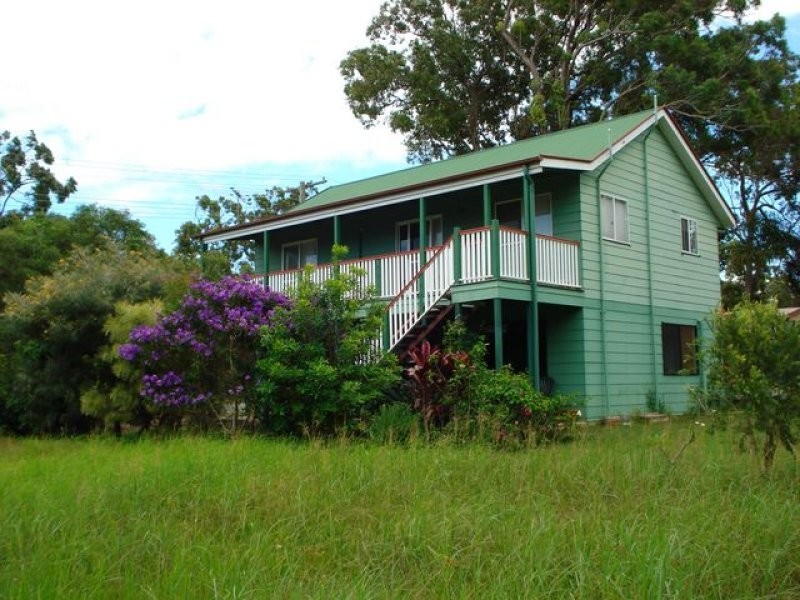 17 Halcyon Street, Lamb Island QLD 4184