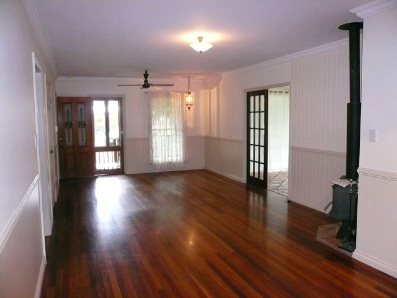 28 Vine, Macleay Island QLD 4184