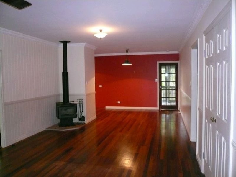 28 Vine, Macleay Island QLD 4184