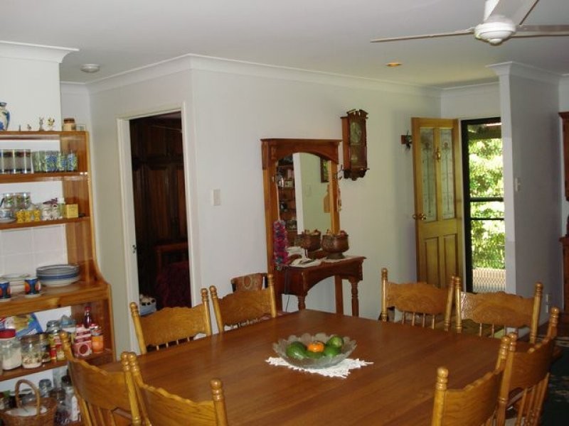 5 Basil Court, Lamb Island QLD 4184