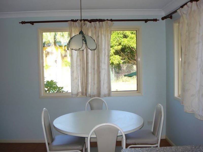 13 Shelly Crescent, Lamb Island QLD 4184