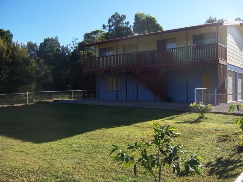 162 High Road Central, Macleay Island QLD 4184