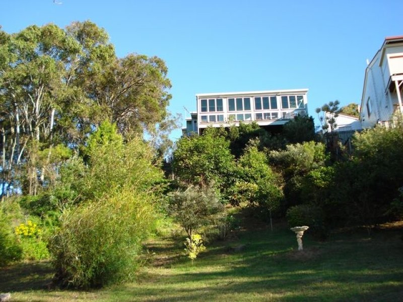 40 Resthaven Drive, Lamb Island QLD 4184