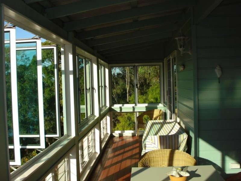 40 Resthaven Drive, Lamb Island QLD 4184