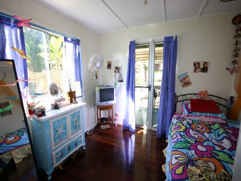 2 Alistair Court, Macleay Island QLD 4184