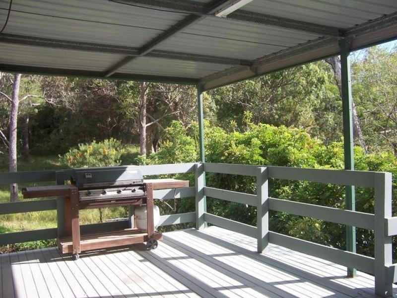 21 Ashton Street, Macleay Island QLD 4184