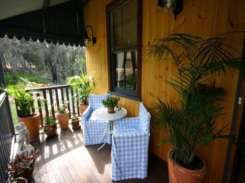 14 Timothy Street, Macleay Island QLD 4184