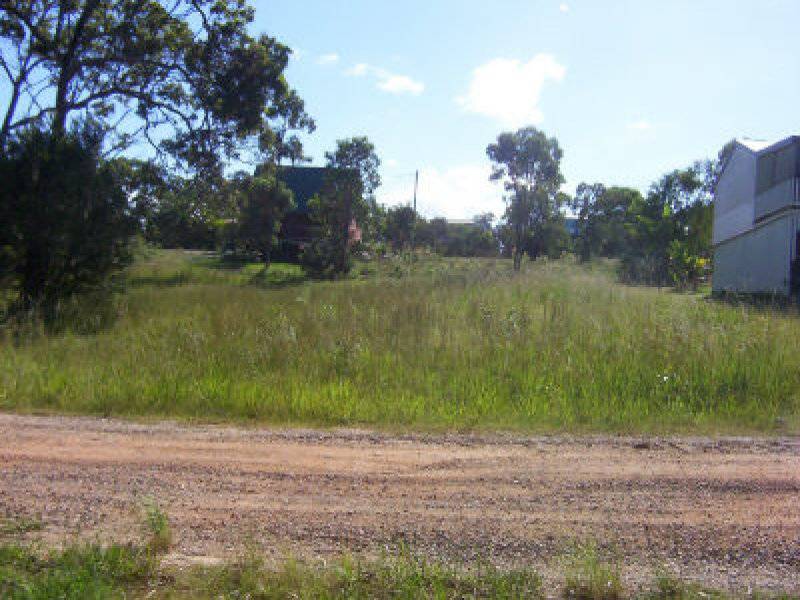 7 Camena Street, Macleay Island QLD 4184