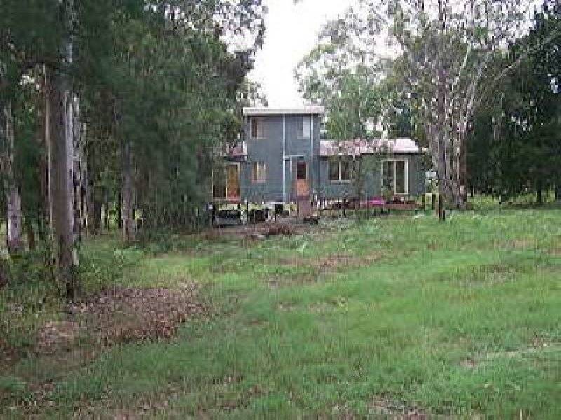 15 Ore Street, Macleay Island QLD 4184