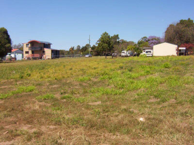 10 Michiko Street, Macleay Island QLD 4184