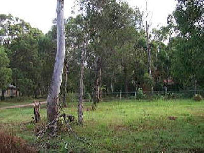 17 Sandpiper Parade, Macleay Island QLD 4184