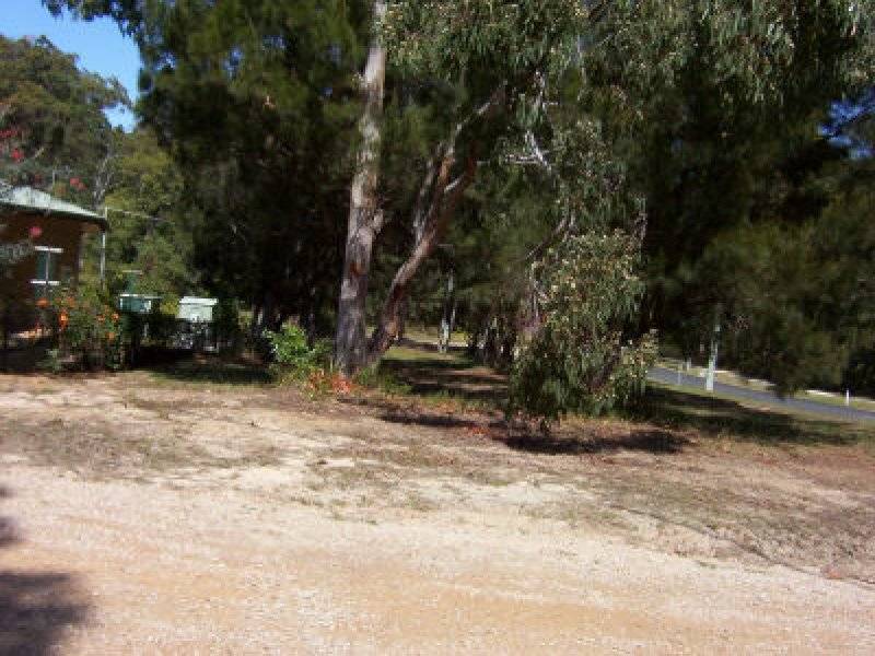 2 Cathy Street, Macleay Island QLD 4184