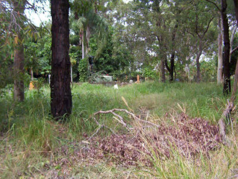 12 Allambie Street, Macleay Island QLD 4184