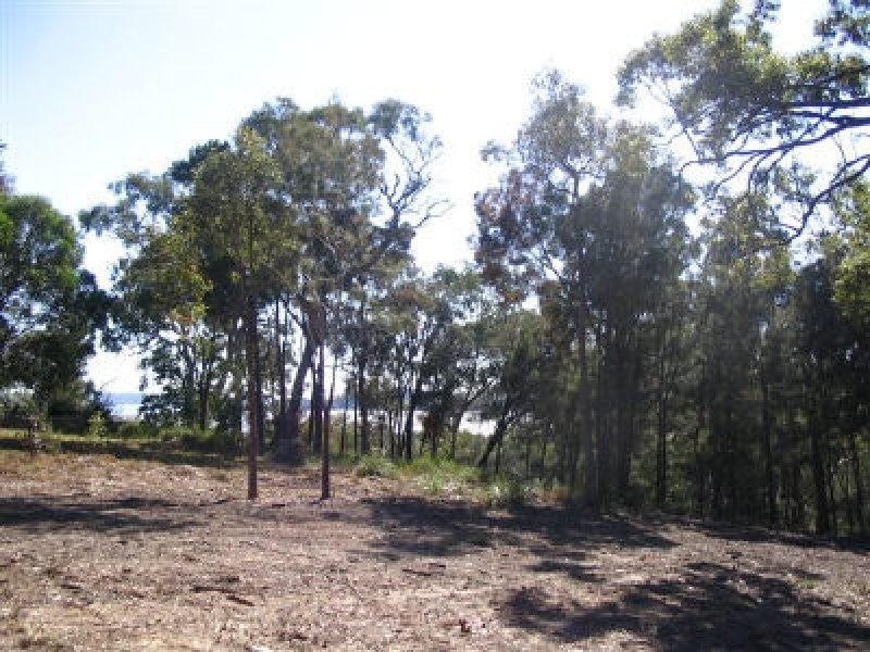 28 Timothy Street, Macleay Island QLD 4184