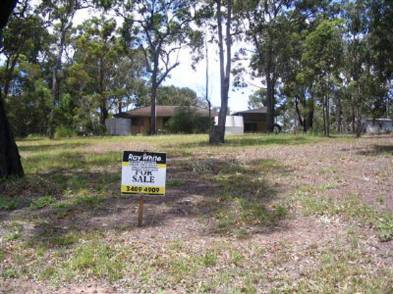 222 Kate Street, Macleay Island QLD 4184
