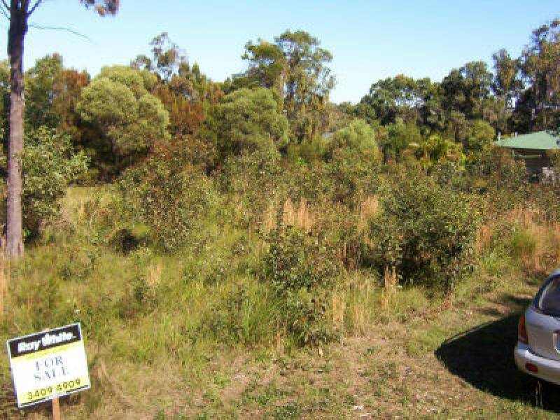 12 Calm Waters Crescent, Macleay Island QLD 4184