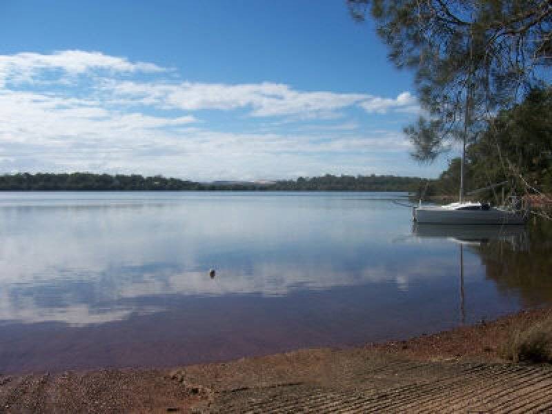 21 Pecan Street, Macleay Island QLD 4184