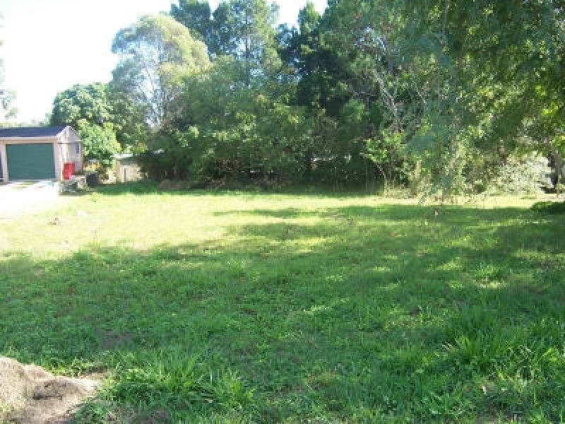19 Curlew Street, Macleay Island QLD 4184