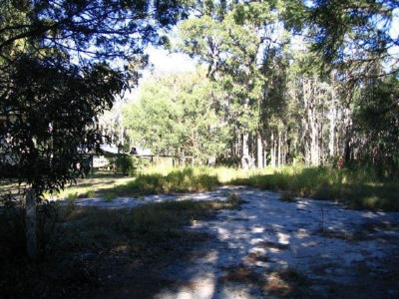 20 Alexander Street, Macleay Island QLD 4184