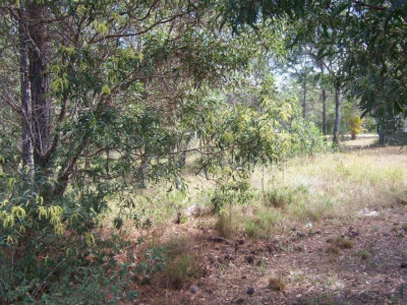17 Michael Street, Macleay Island QLD 4184