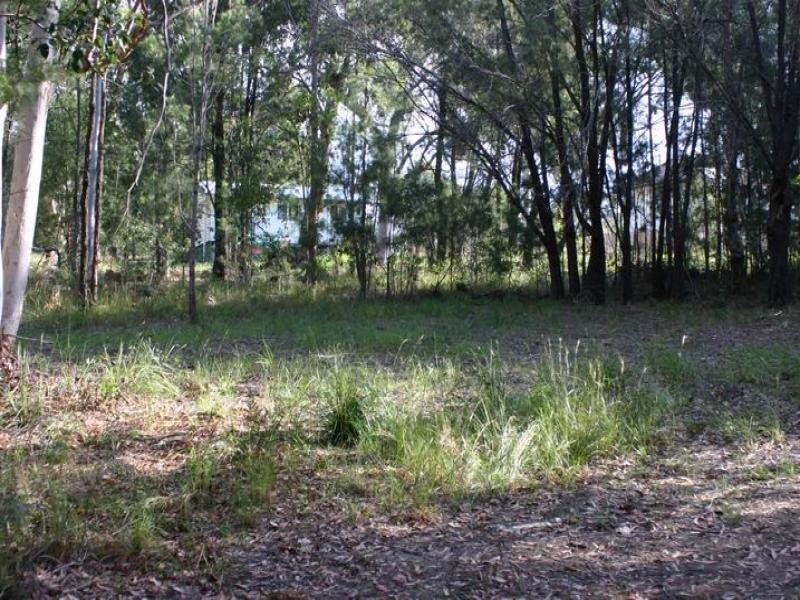 5 kardinia, Macleay Island QLD 4184