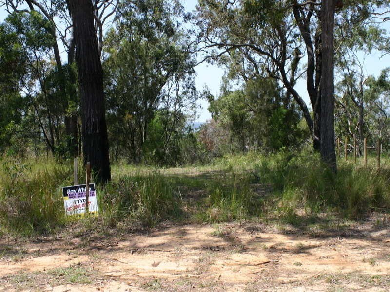 11 Blue Bay, Perulpa Island QLD 4184