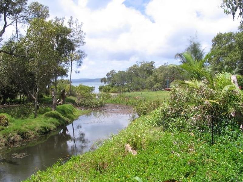 27 Beelong Street, Macleay Island QLD 4184
