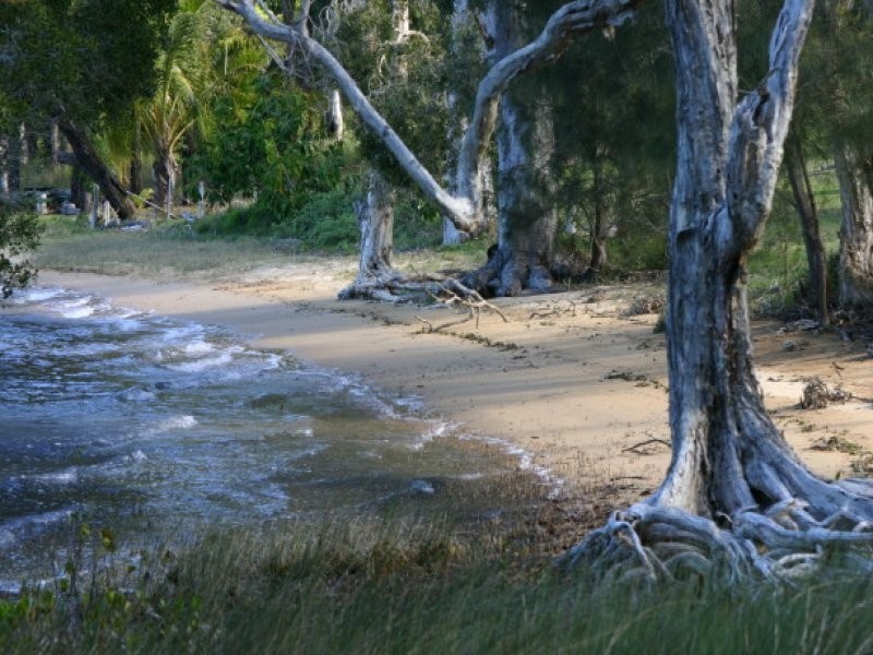 38 Nunkeri Drive, Macleay Island QLD 4184