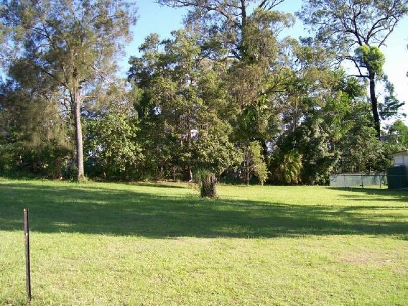 32 Melaleuca Drive, Lamb Island QLD 4184