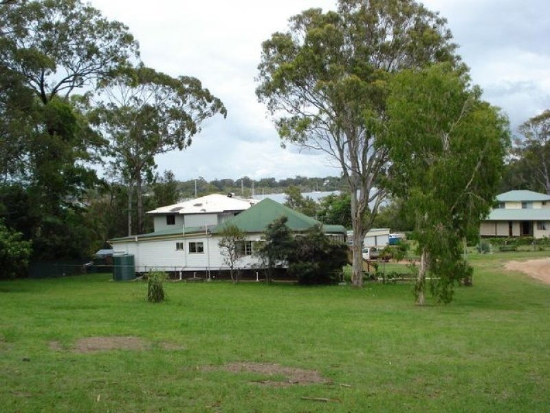 32 Melaleuca Drive, Lamb Island QLD 4184