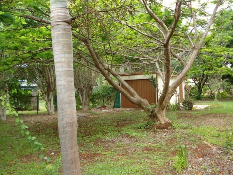 22 Leonie Crescent, Lamb Island QLD 4184