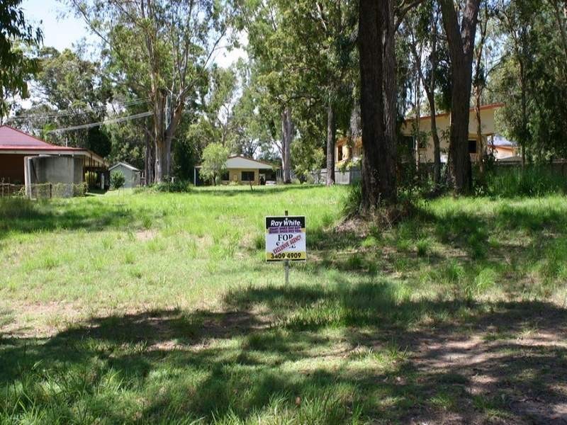 11 Tingara, Macleay Island QLD 4184
