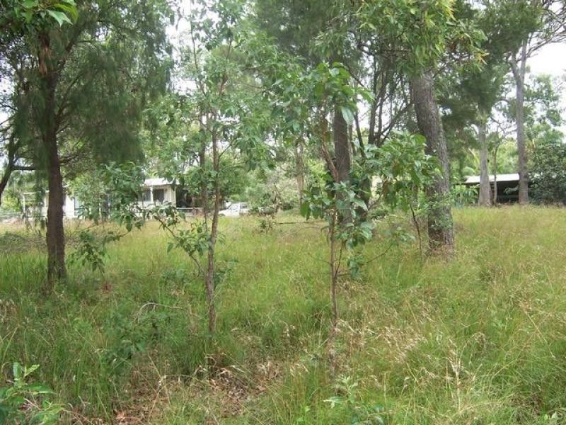 54 Cooee Crescent, Macleay Island QLD 4184