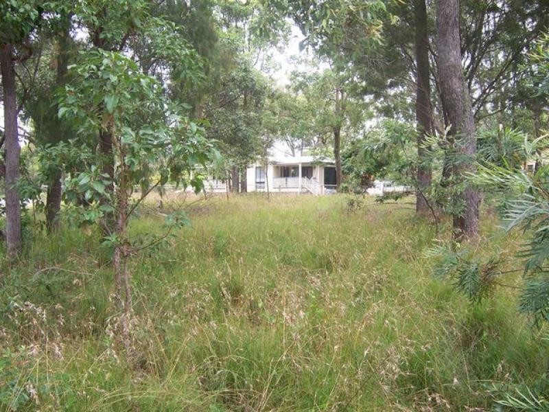 54 Cooee Crescent, Macleay Island QLD 4184