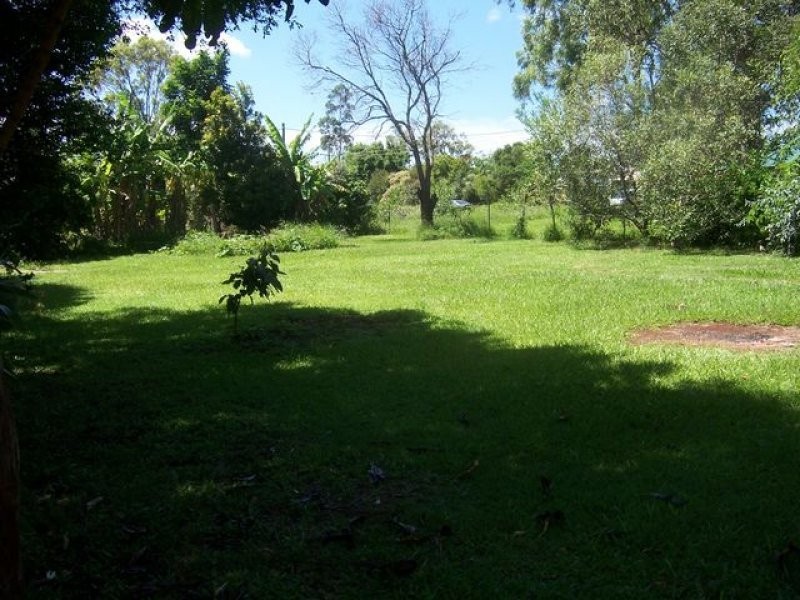 4 Con Street, Macleay Island QLD 4184