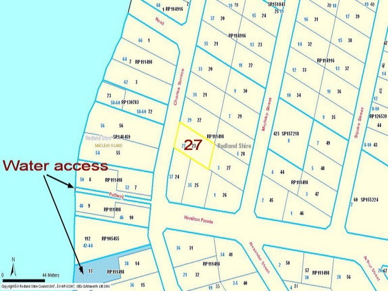 27 Charles, Macleay Island QLD 4184