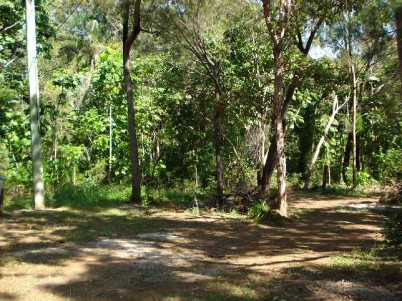 11 Paranka Street, Lamb Island QLD 4184